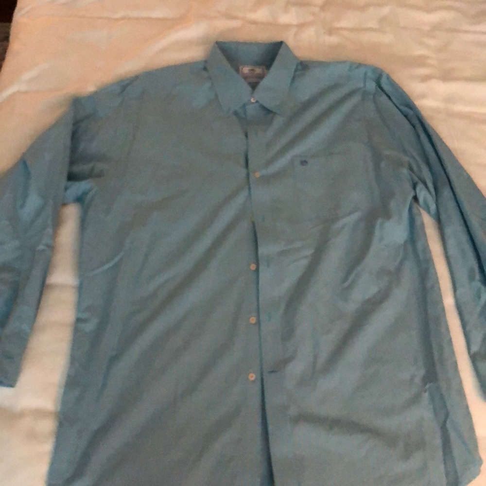 Southern Tide casual dress shirt.